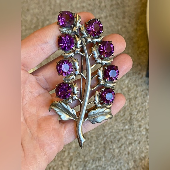 Vintage Purple Glass Rhinestone Flower Brooch - Picture 10 of 12